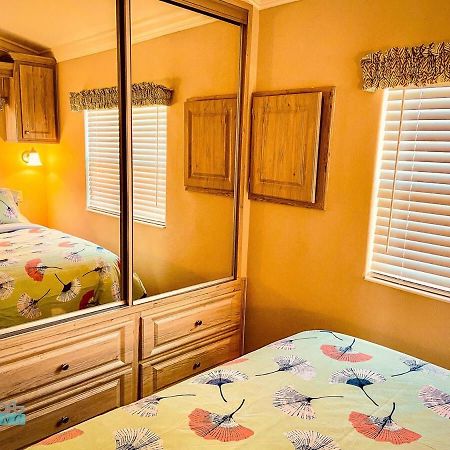 Pinecraft Cottage Tiny Home Sarasota Bagian luar foto