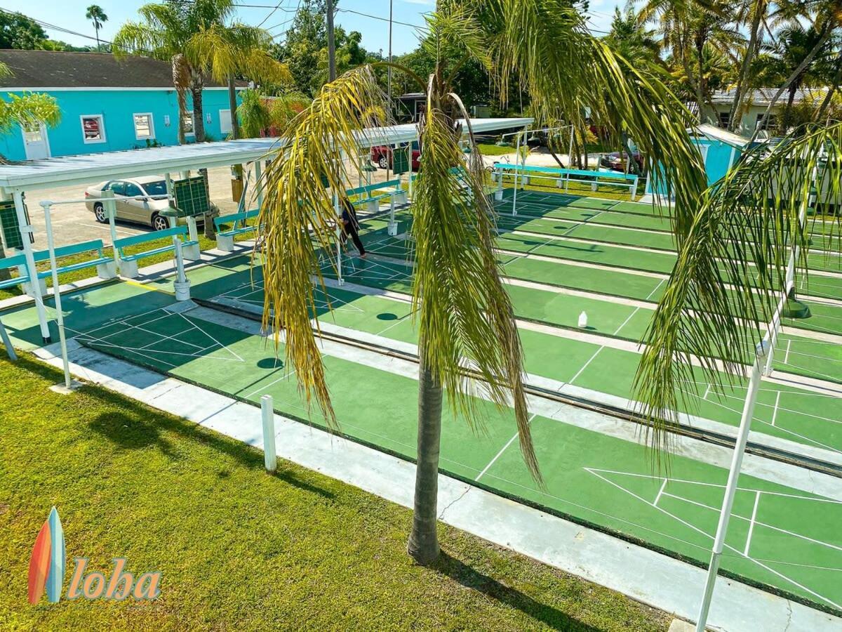 Pinecraft Cottage Tiny Home Sarasota Bagian luar foto